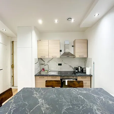 Urban Flat 173 - Charming Flat Atelier Gaite Montparnasse Parigi